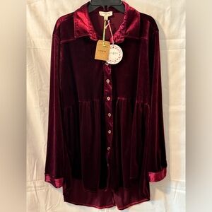 Umgee Ruby Red Velvet bottom down tunic size S